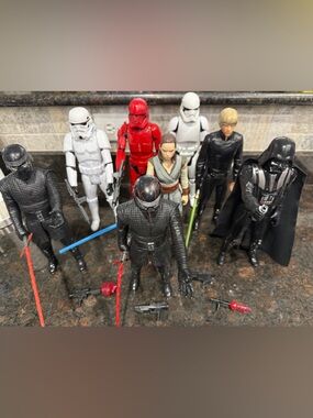 8 Star Wars Kids Action Figure Set - Black, White, Red Characters